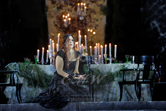 Lyric Opera of Chicago, Medea
