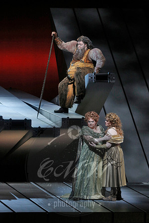 Met Opera Rheingold