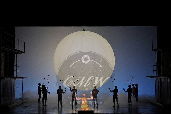 Los Angeles Opera, Akhnaten