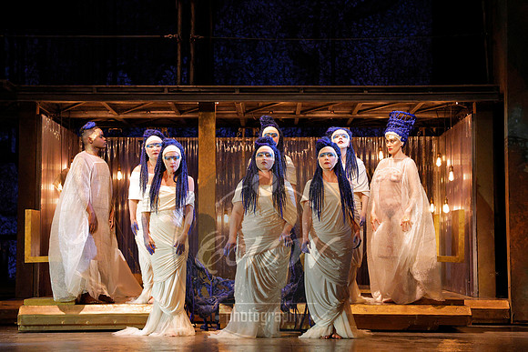 Los Angeles Opera, Akhnaten