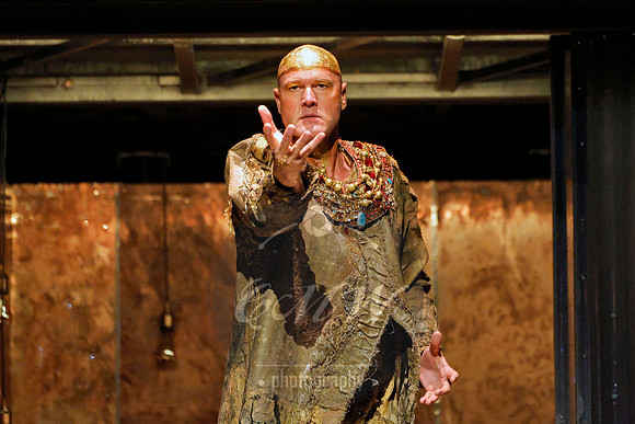 Los Angeles Opera, Akhnaten