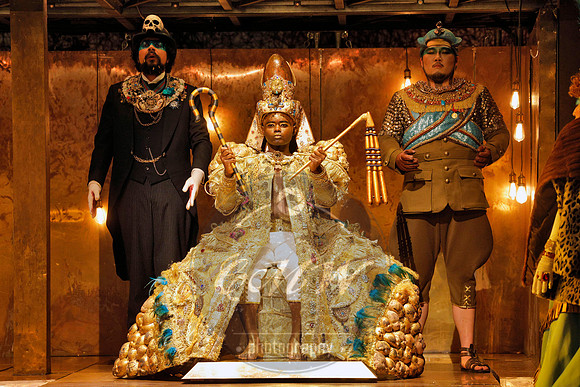 Los Angeles Opera, Akhnaten