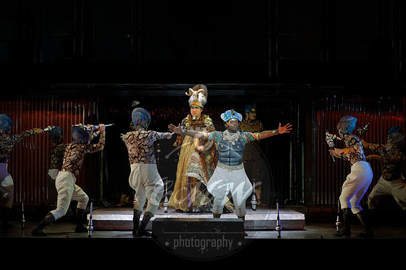 Los Angeles Opera, Akhnaten