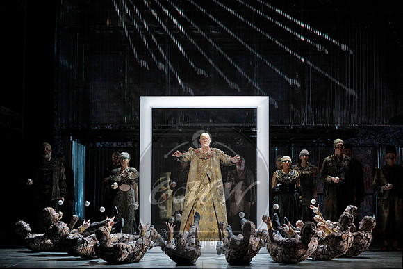 Los Angeles Opera, Akhnaten