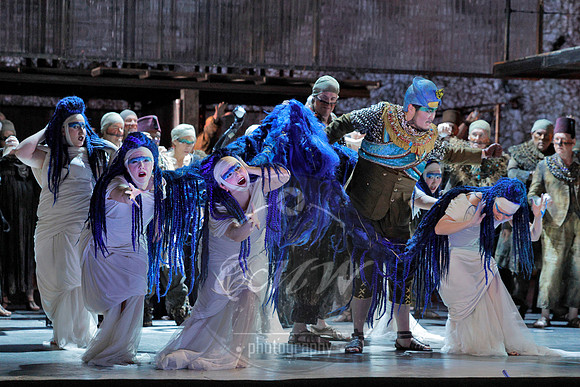 Los Angeles Opera, Akhnaten