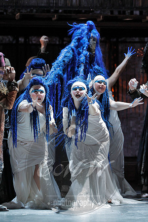 Los Angeles Opera, Akhnaten