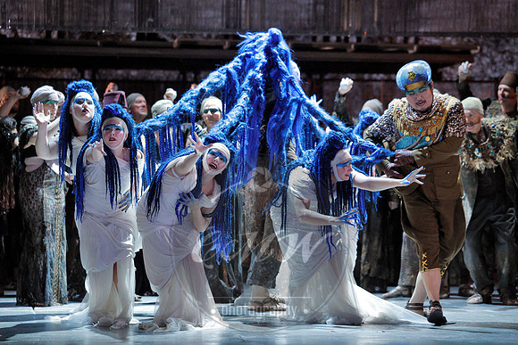 Los Angeles Opera, Akhnaten