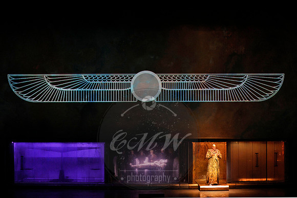 Los Angeles Opera, Akhnaten