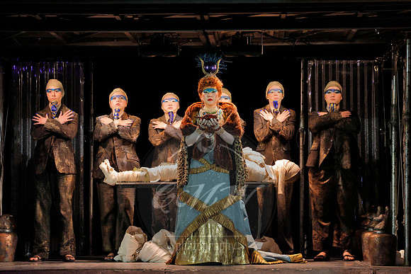 Los Angeles Opera, Akhnaten