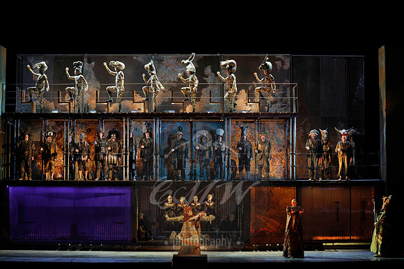 Los Angeles Opera, Akhnaten