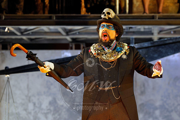 Los Angeles Opera, Akhnaten
