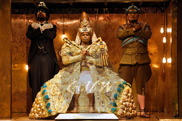Los Angeles Opera, Akhnaten