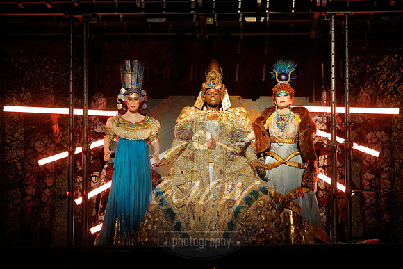 Los Angeles Opera, Akhnaten