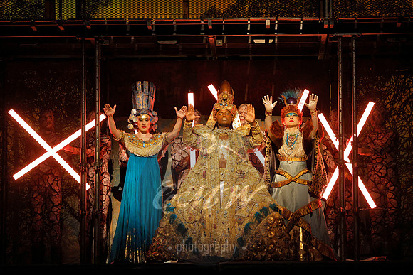Los Angeles Opera, Akhnaten