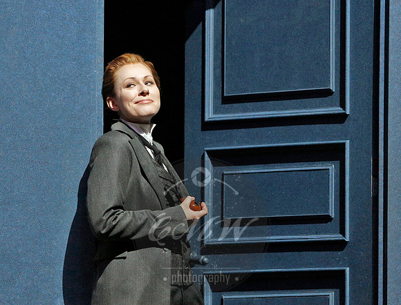 san francisco opera tales of hoffmann