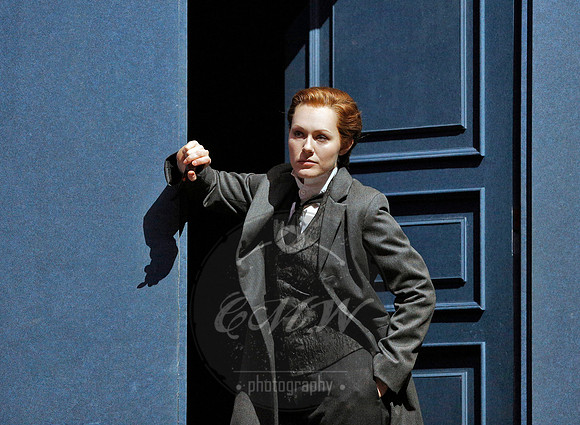 san francisco opera tales of hoffmann