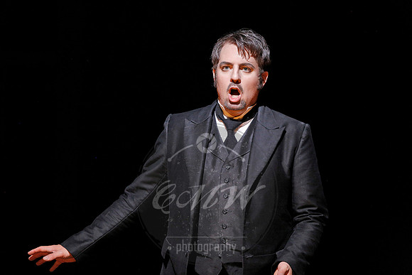 san francisco opera tales of hoffmann