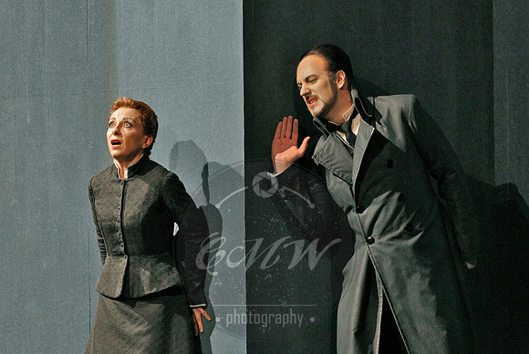 san francisco opera tales of hoffmann