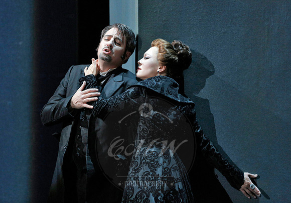 san francisco opera tales of hoffmann