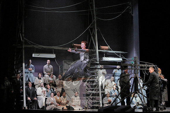 san francisco opera tales of hoffmann