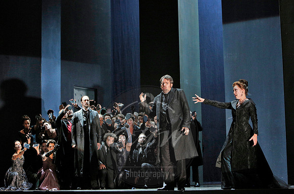 san francisco opera tales of hoffmann