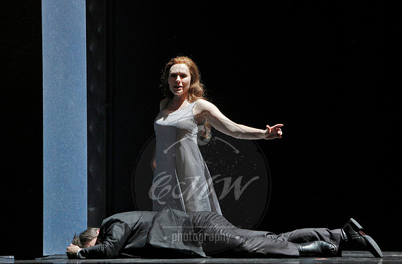 san francisco opera tales of hoffmann