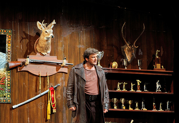 San Francisco Opera Die Walkure with Eva-Maria Westbroek, Mark Delavan, Nina Stemme, Christopher Ventris Directed by Francesca Zambello by Ricard Wagner