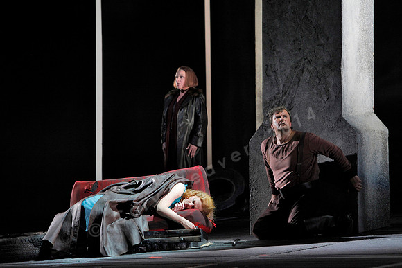 San Francisco Opera Die Walkure with Eva-Maria Westbroek, Mark Delavan, Nina Stemme, Christopher Ventris Directed by Francesca Zambello by Ricard Wagner