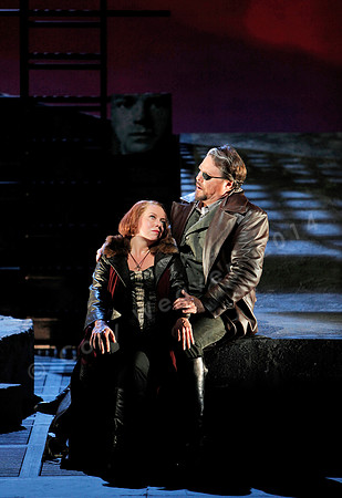 San Francisco Opera Die Walkure with Eva-Maria Westbroek, Mark Delavan, Nina Stemme, Christopher Ventris Directed by Francesca Zambello by Ricard Wagner
