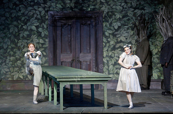 Metropolitan Opera Hansel and Gretel with Andriana Chuchman and Jennifer Johnson Cano by Engelbert Humperdink