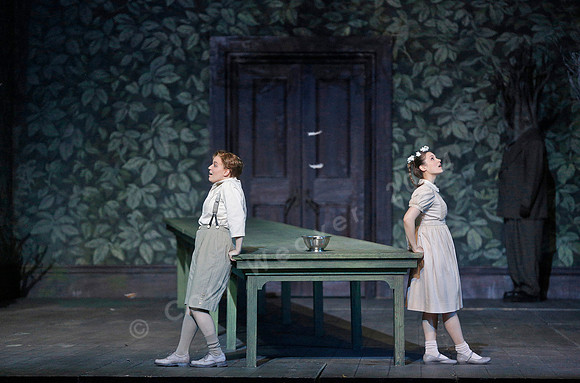 Metropolitan Opera Hansel and Gretel with Andriana Chuchman and Jennifer Johnson Cano by Engelbert Humperdink