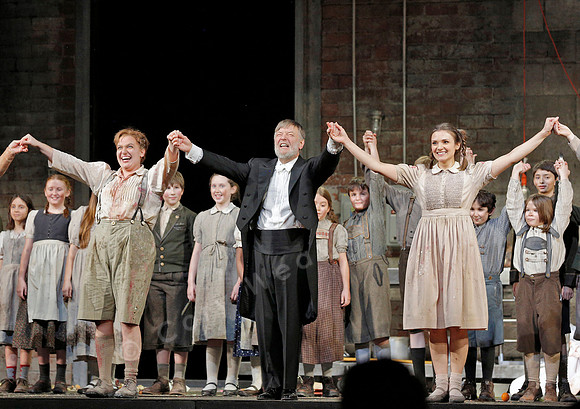 Metropolitan Opera Hansel and Gretel with Andriana Chuchman and Jennifer Johnson Cano by Engelbert Humperdink