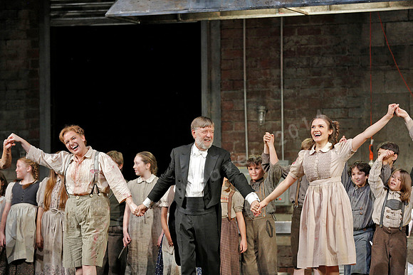 Metropolitan Opera Hansel and Gretel with Andriana Chuchman and Jennifer Johnson Cano by Engelbert Humperdink