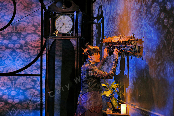 Prototype Festival Sunken Cathedral by Bora Yoon. Featuring Korean traditional dance and drumming artist Vong Pak, projections by Adam Larsen, set by Tom Lee, interaction design by R. Luke DuBois, and