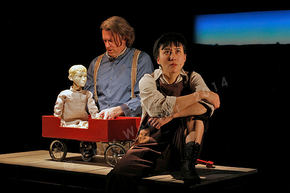 Prototype Festival presents “The Scarlet Ibis” Directed by Mallory Catlett, Music Direction by Steven Osgood, Puppetry Design by Tom Lee, Set Design by Joseph Silovsky, Lighting Design by Jeanette Oi-