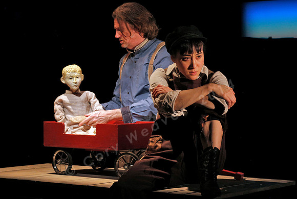 Prototype Festival presents “The Scarlet Ibis” Directed by Mallory Catlett, Music Direction by Steven Osgood, Puppetry Design by Tom Lee, Set Design by Joseph Silovsky, Lighting Design by Jeanette Oi-