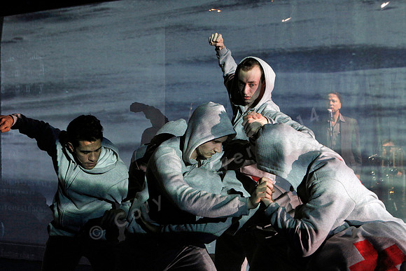 Prototype Festival 2016, The Good Swimmer