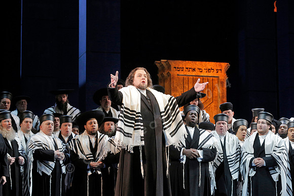 Lyric Opera of Chicago, Nabucco
