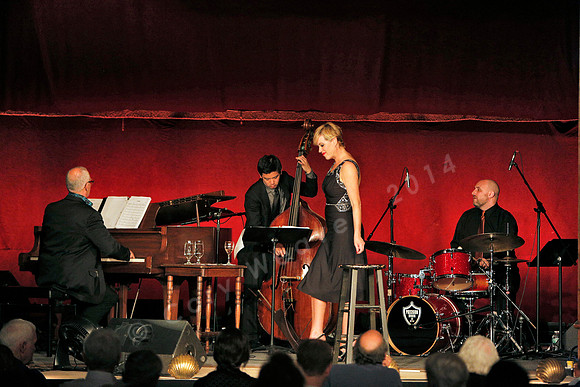 Bard Summerscape, Spiegeltent, Molly Ringwald