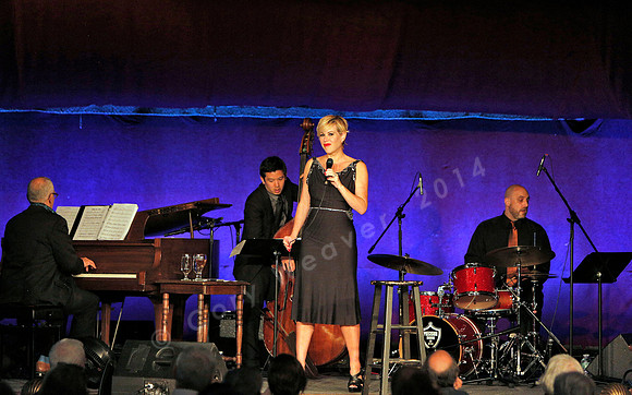 Bard Summerscape, Spiegeltent, Molly Ringwald