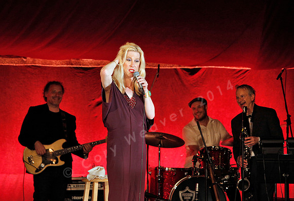 Bard Summerscape", "Spiegeltent, Justin Vivian Bond