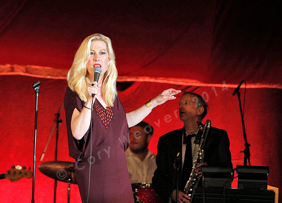 Bard Summerscape", "Spiegeltent, Justin Vivian Bond