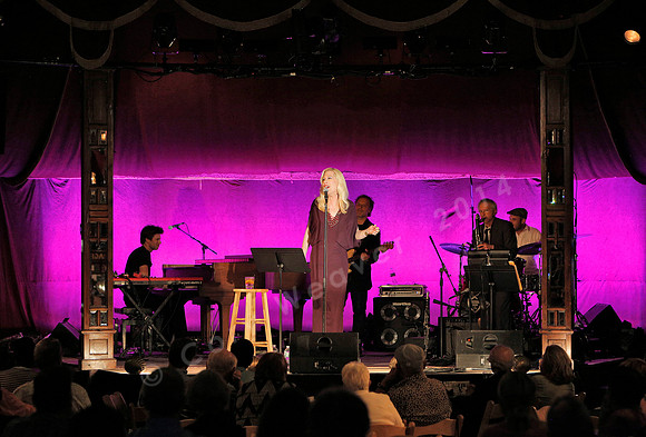 Bard Summerscape", "Spiegeltent, Justin Vivian Bond