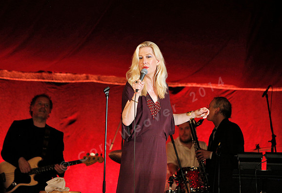 Bard Summerscape", "Spiegeltent, Justin Vivian Bond