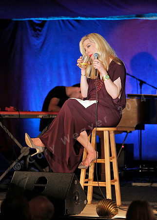 Bard Summerscape", "Spiegeltent, Justin Vivian Bond