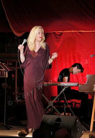 Bard Summerscape", "Spiegeltent, Justin Vivian Bond