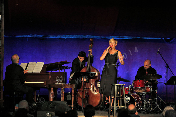 Bard Summerscape, Spiegeltent, Molly Ringwald