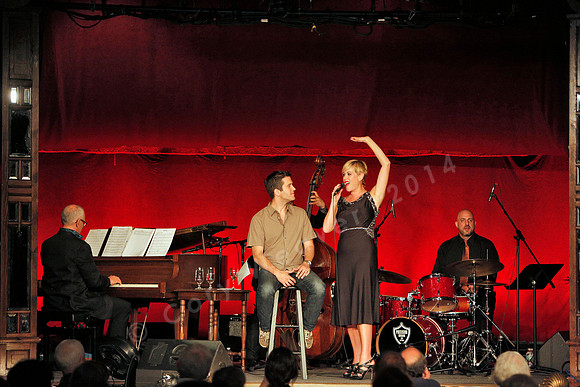 Bard Summerscape, Spiegeltent, Molly Ringwald