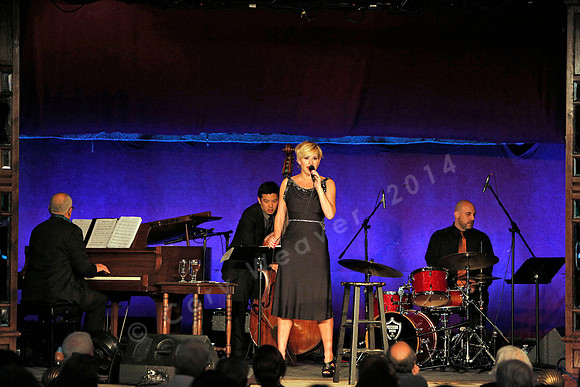 Bard Summerscape, Spiegeltent, Molly Ringwald