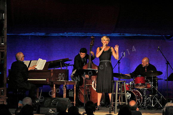 Bard Summerscape, Spiegeltent, Molly Ringwald